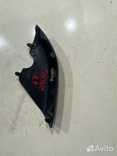 Накладка крышки багажника левая (Kia Seltos)