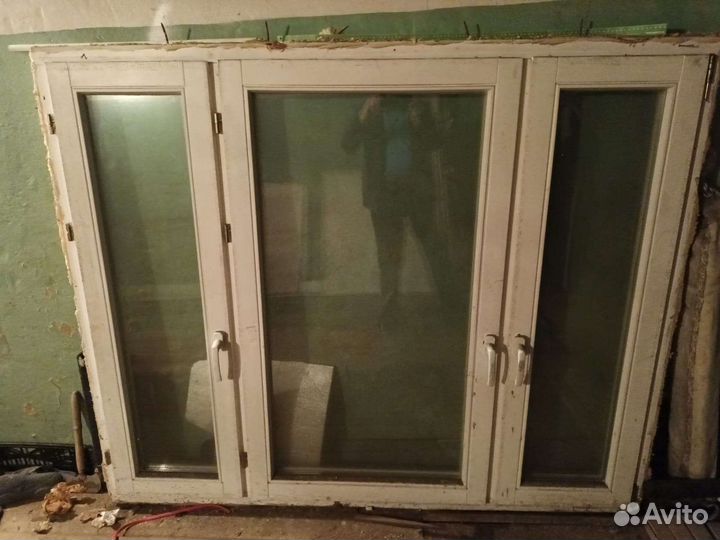 Деревянная рама со стеклопакетом