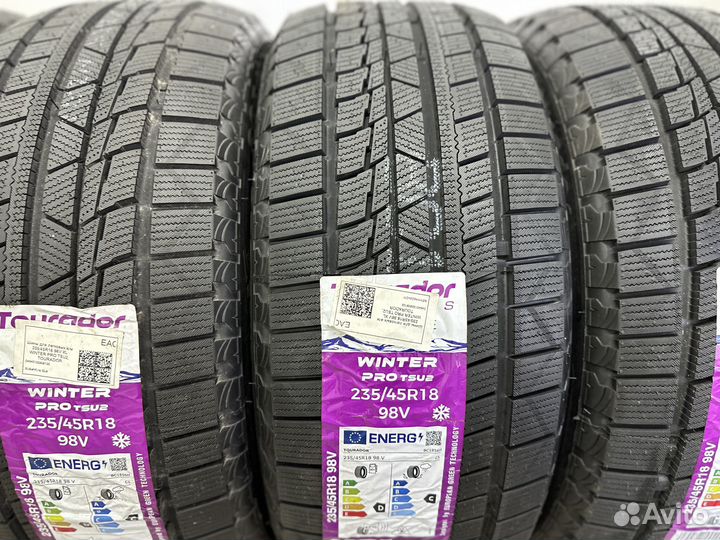 Tourador Winter Pro TSU2 235/45 R18 98U