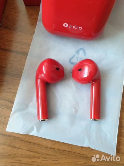 Беспроводные наушники Intro новые