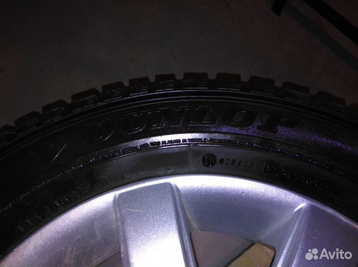 Dunlop SP Ice Sport 195/65 R15