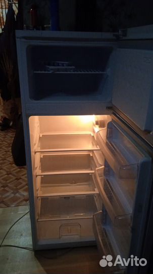 Холодильник