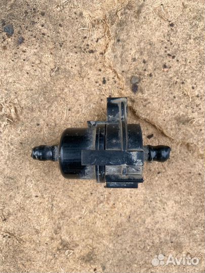 Клапан топливный обратный Hyundai Solaris 2