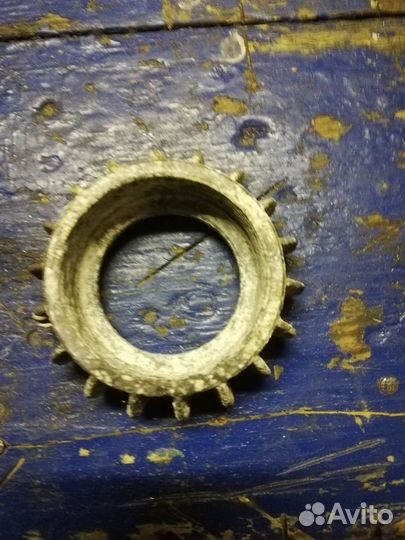 Продам гаики короны на колено от явы старушки