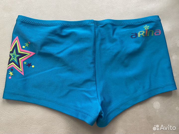 Купальники, шорты, лосины и балетки