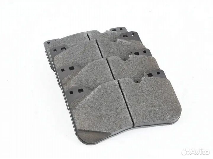 Колодки передние BMW M5 F90