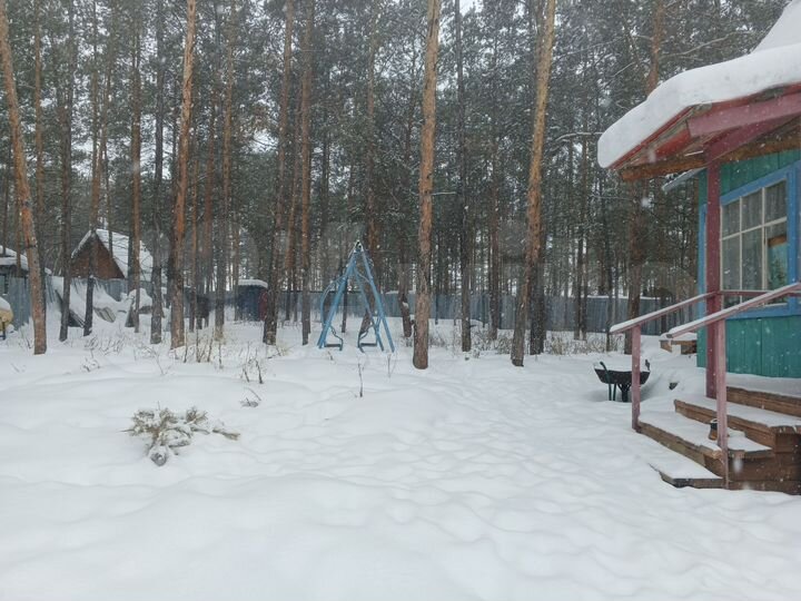 Дом 5000 м² на участке 26 сот.