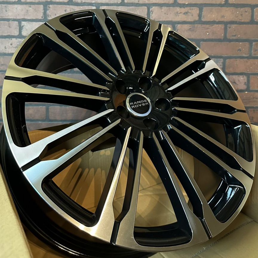 Литые диски Powcan 8×R20 5×108
