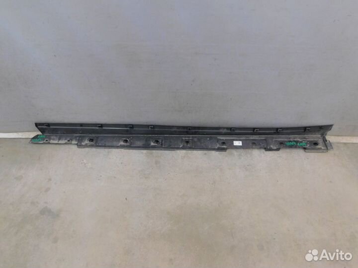 Накл. на порог Toyota RAV 4 (40964)