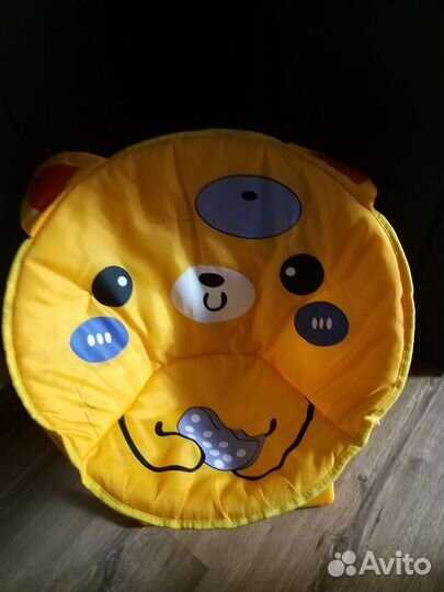 Детское кресло