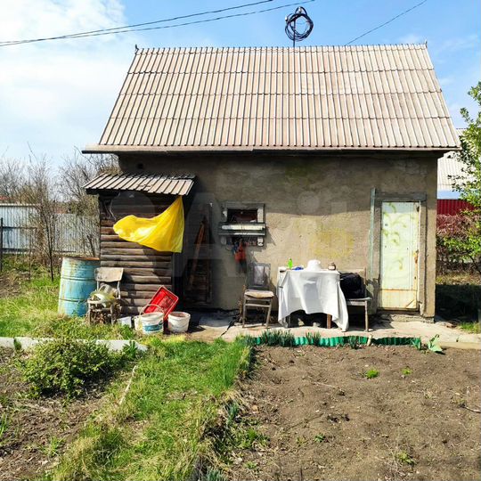 Дача 16 м² на участке 4 сот.