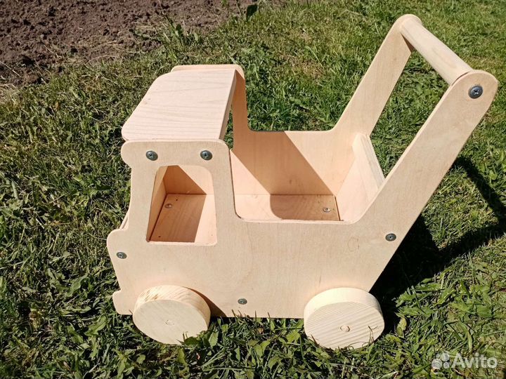Деревянная машина каталка