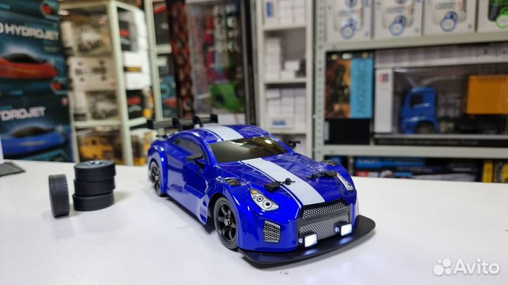 Радиоуправляемая машина для дрифта HB Nissan GTR 4