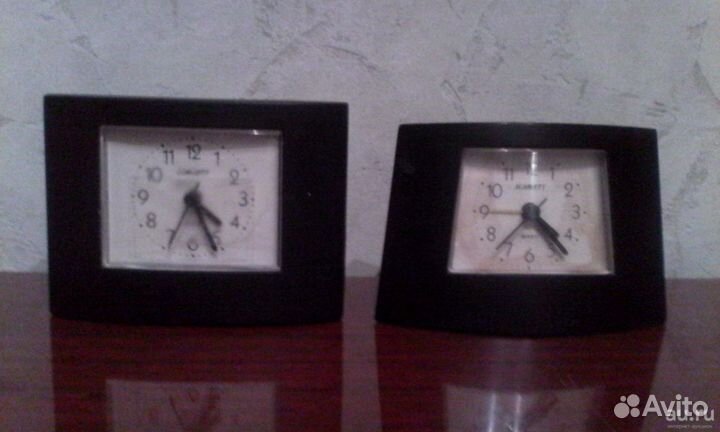 Часы будильник Scarlett