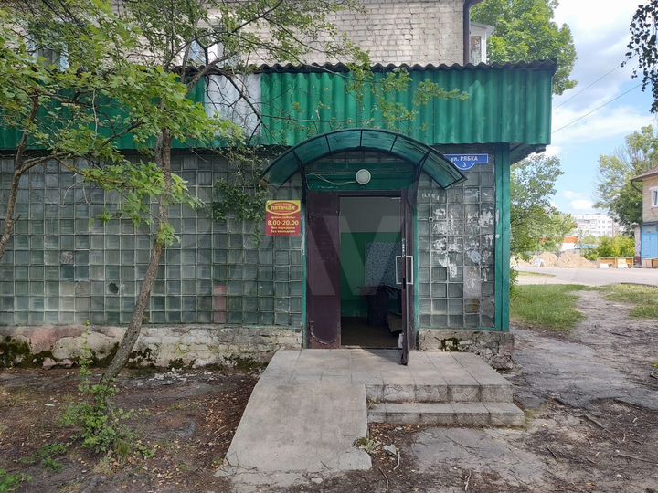 Торговая площадь, 84 м²