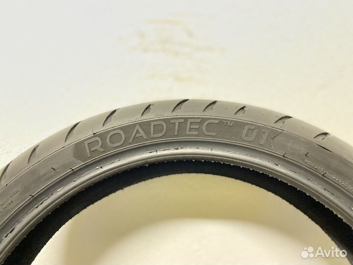 120/70 R17 Metzeler Roadtec 01 (465)