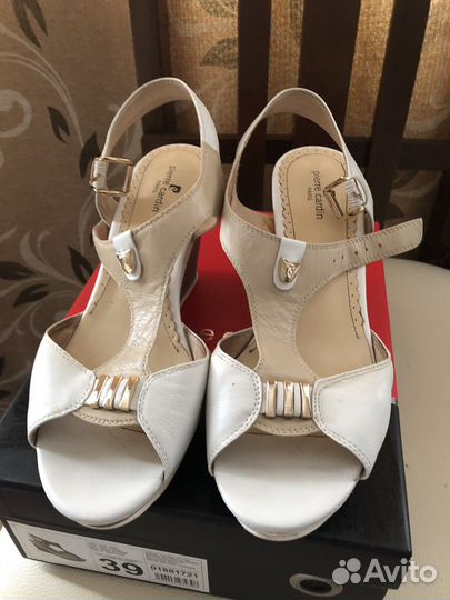 Босоножки натуральная кожа 39 Франция