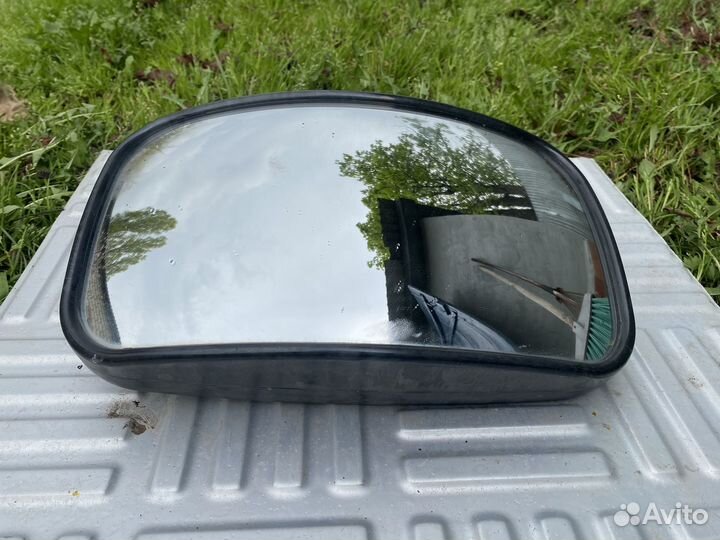 Боковое зеркало на камаз