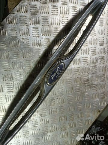 Решетка радиатора Ford Escort 1995-2000