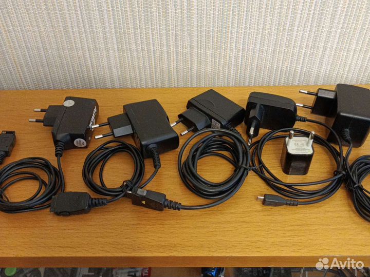 Зарядки разные