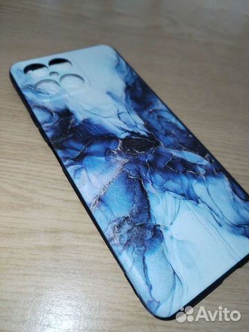 Чехол на телефон