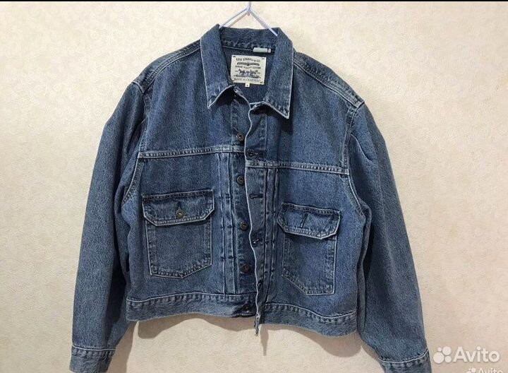 Джинсовая куртка levis