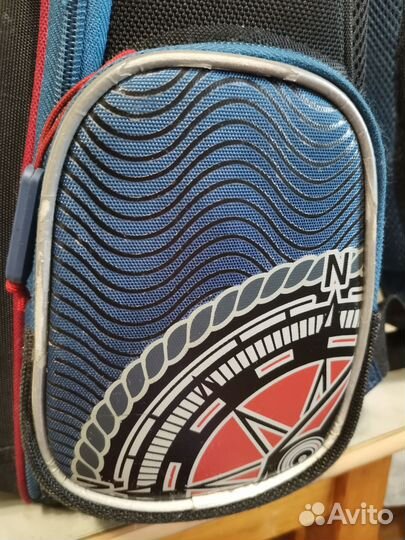 Рюкзак школьный ортопедический Hummingbird