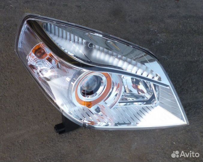 Фара правая галоген передняя правая Geely Mk Cross