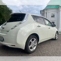 Nissan Leaf AT, 2011, 106 500 км, с пробегом, цена 500 000 руб.