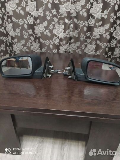 Зеркало заднего вида