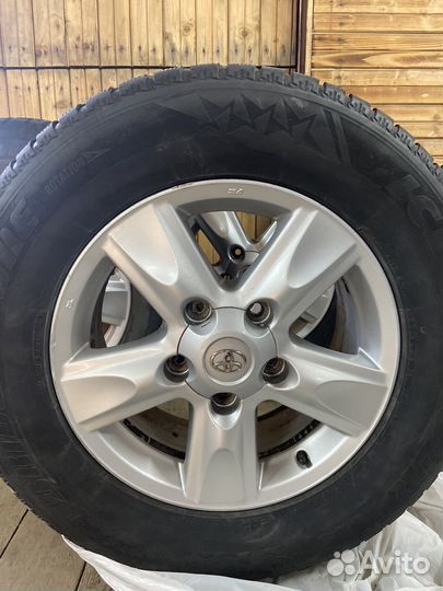 Комлект колес Toyota Land cruiser 200 R18