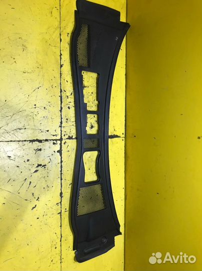 Решетка под дворники Volkswagen Passat 2000-2005