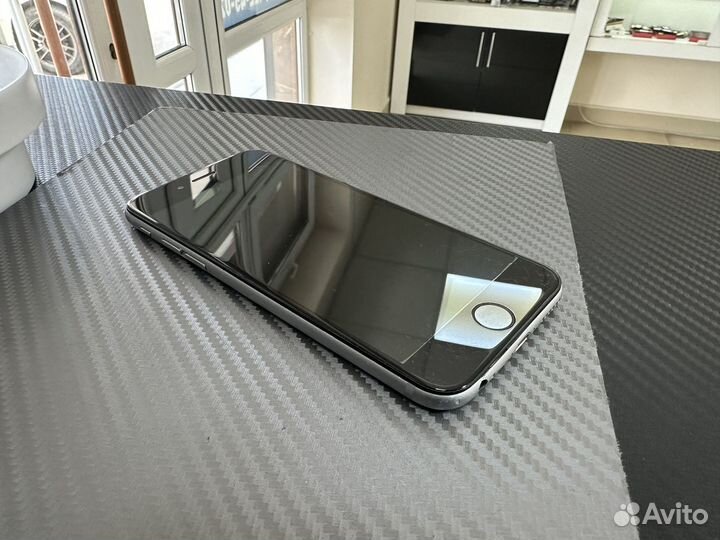 iPhone 6, 32 ГБ