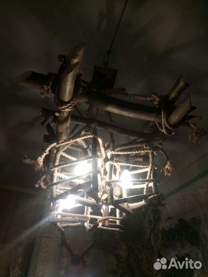 Дизайнерские люстры из дерева