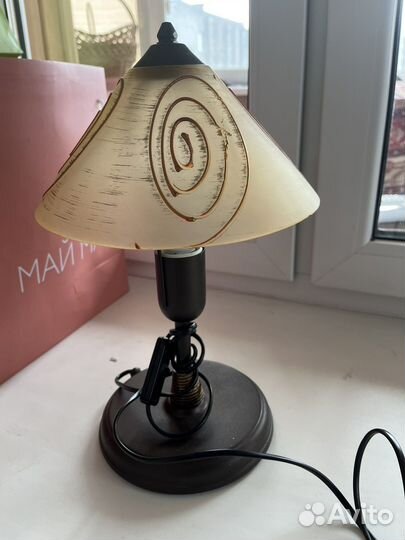 Лампа настольная Польша новая