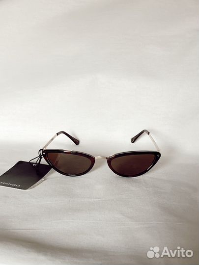 Очки солнцезащитные новые Mango