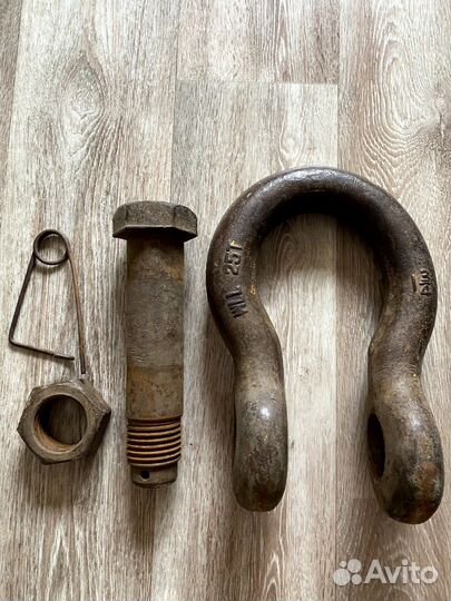 Шакл (серьга)буксировочный 25 тонн