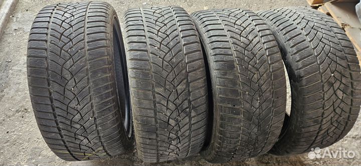Goodyear UltraGrip Performance Gen-1 245/40 R18 97W
