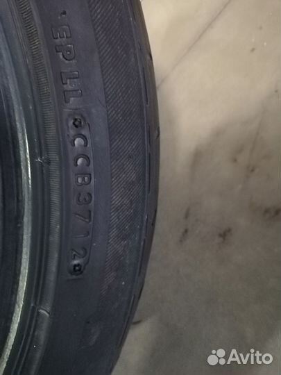 Bridgestone Sneaker 235/40 R18 91W