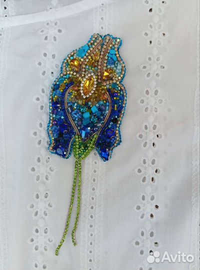 Брошь из бисера