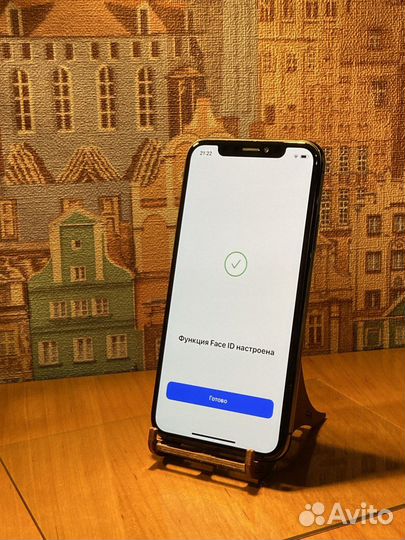iPhone Xs, 256 ГБ