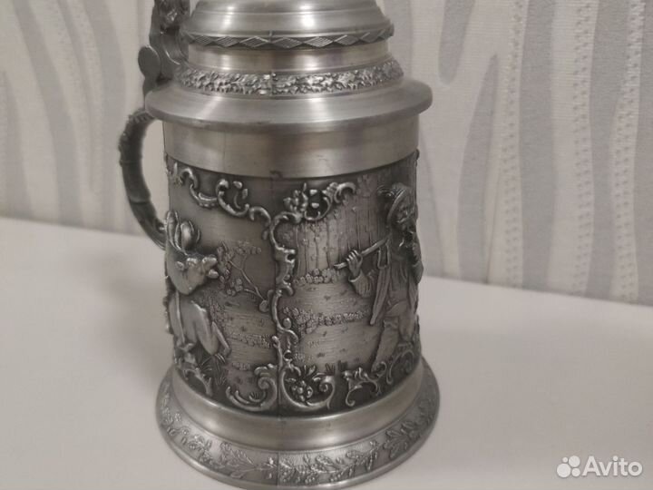 Кружка для пива коллекционная с крышкой 