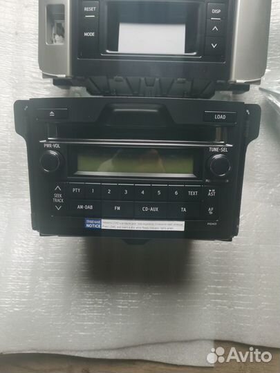 Mонитор и музыка Toyota Prado 150
