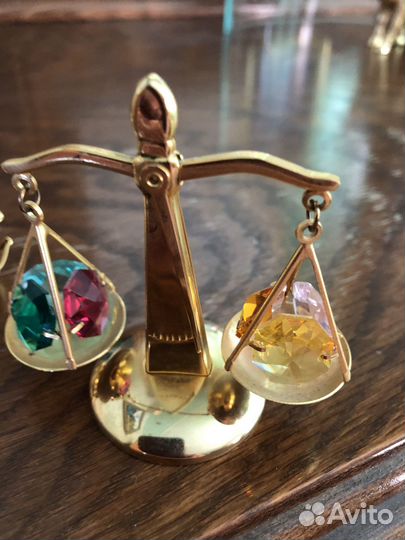 Сувенир со стразами Swarovski