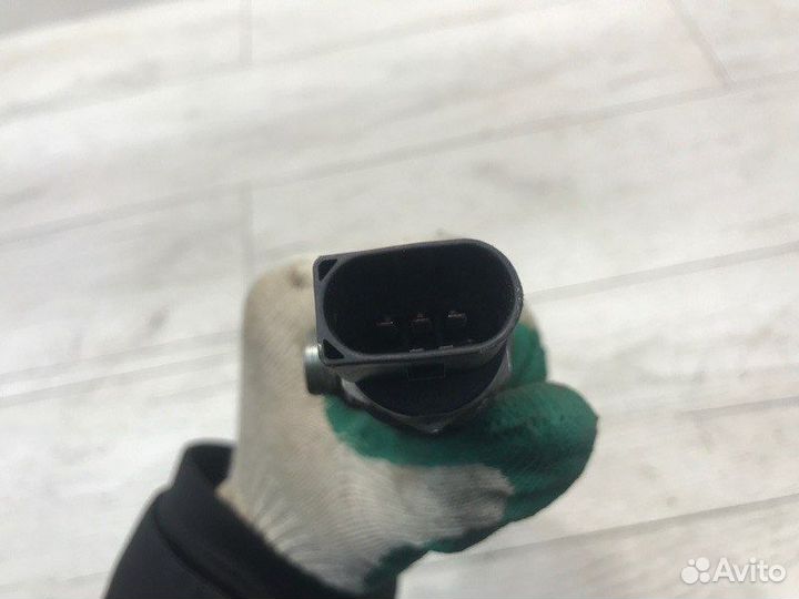 Датчик давления в рампе Mercedes Vito W639