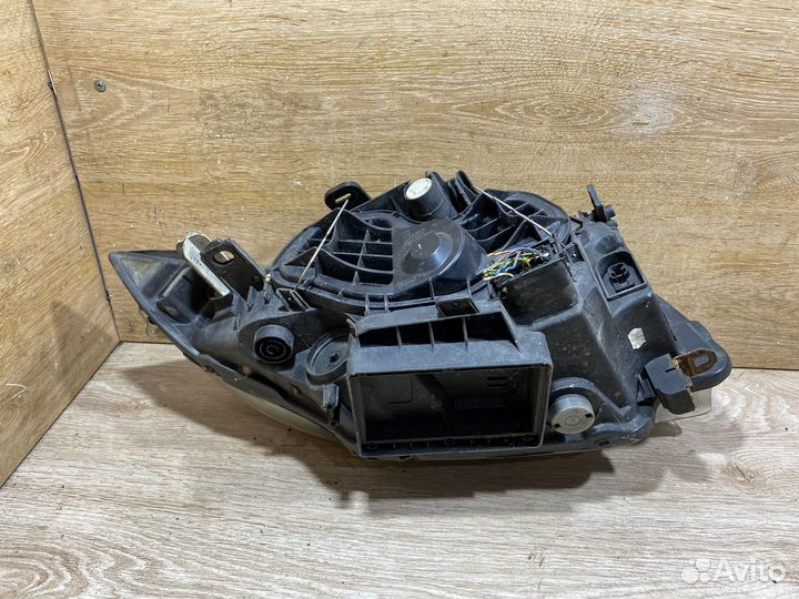 Фара передняя левая BMW 1 E81, E87 дорест 142399