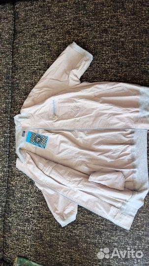 Ветровка женская