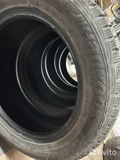 Hankook Winter I'Pike 205/55 R16