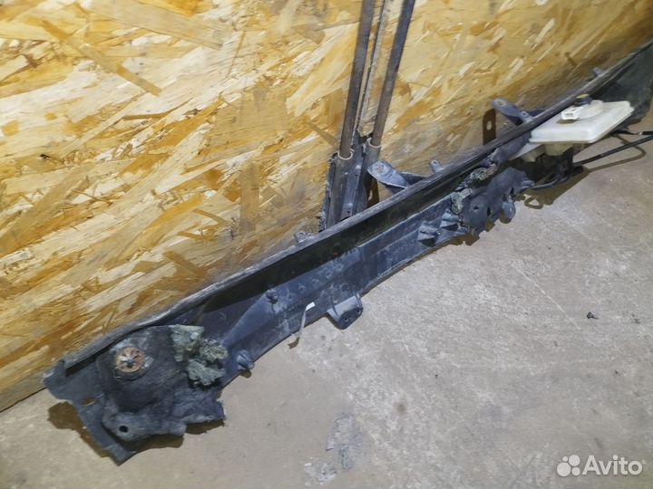 Панель жабо Ford Transit Connect 02-13