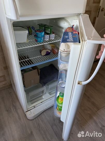 Холодильник бу рабочий